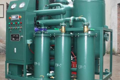 滤油机润滑油多久替换一次？？？？？？？